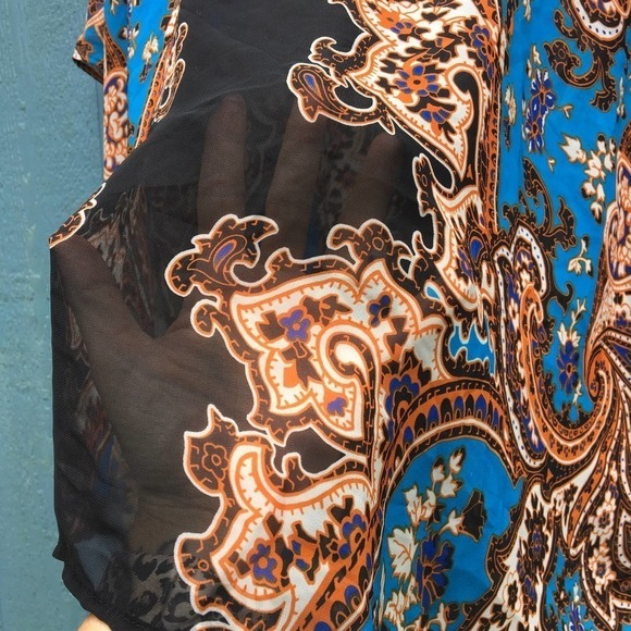 Carmen Marc Valvo Women's Size XL Semi Sheer Boho Printed Blouse - Picture 3 of 5